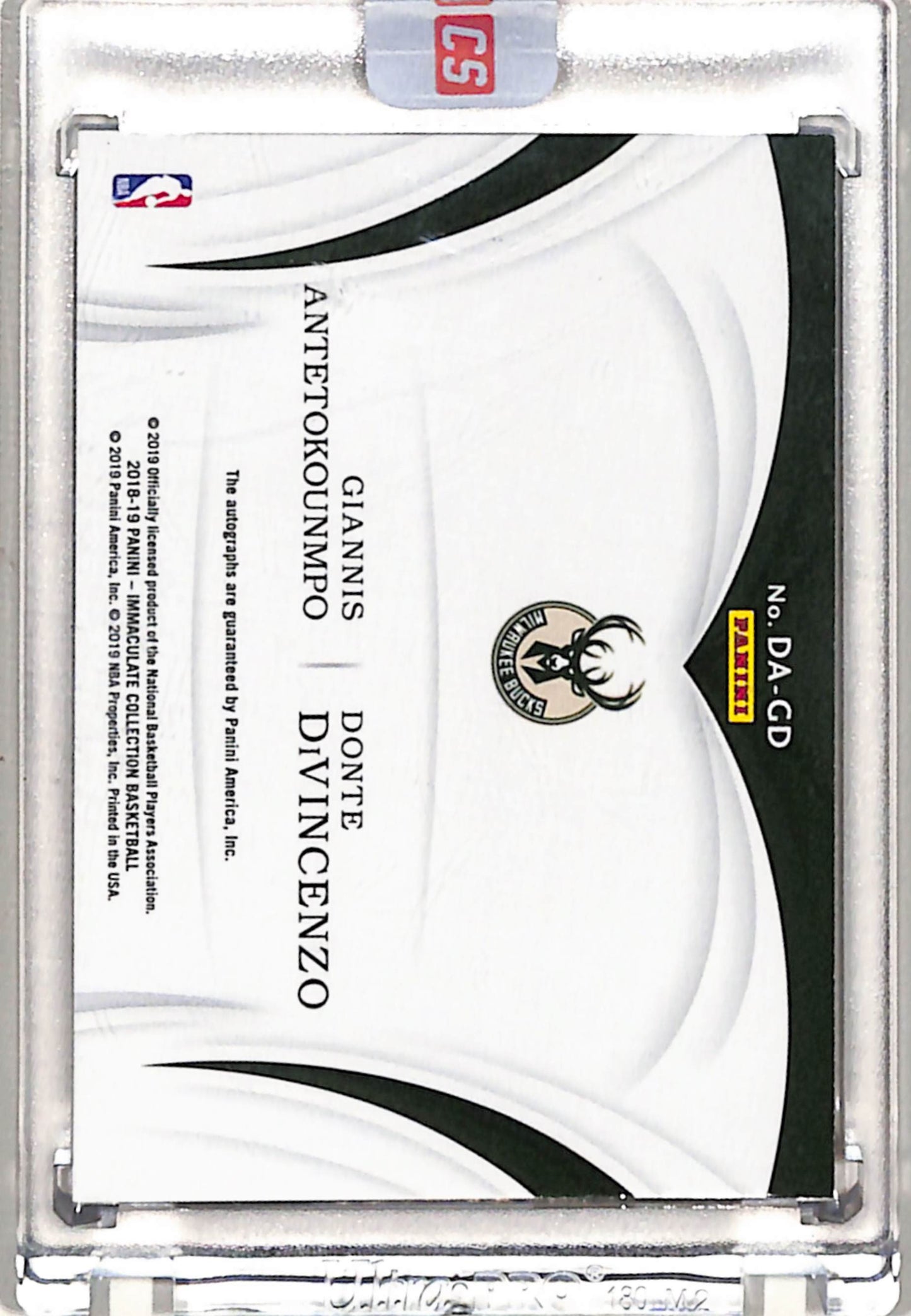 Giannis Antetokounmpo + Donte DiVincenzo 2018 Panini Immaculate Dual Auto #11/49