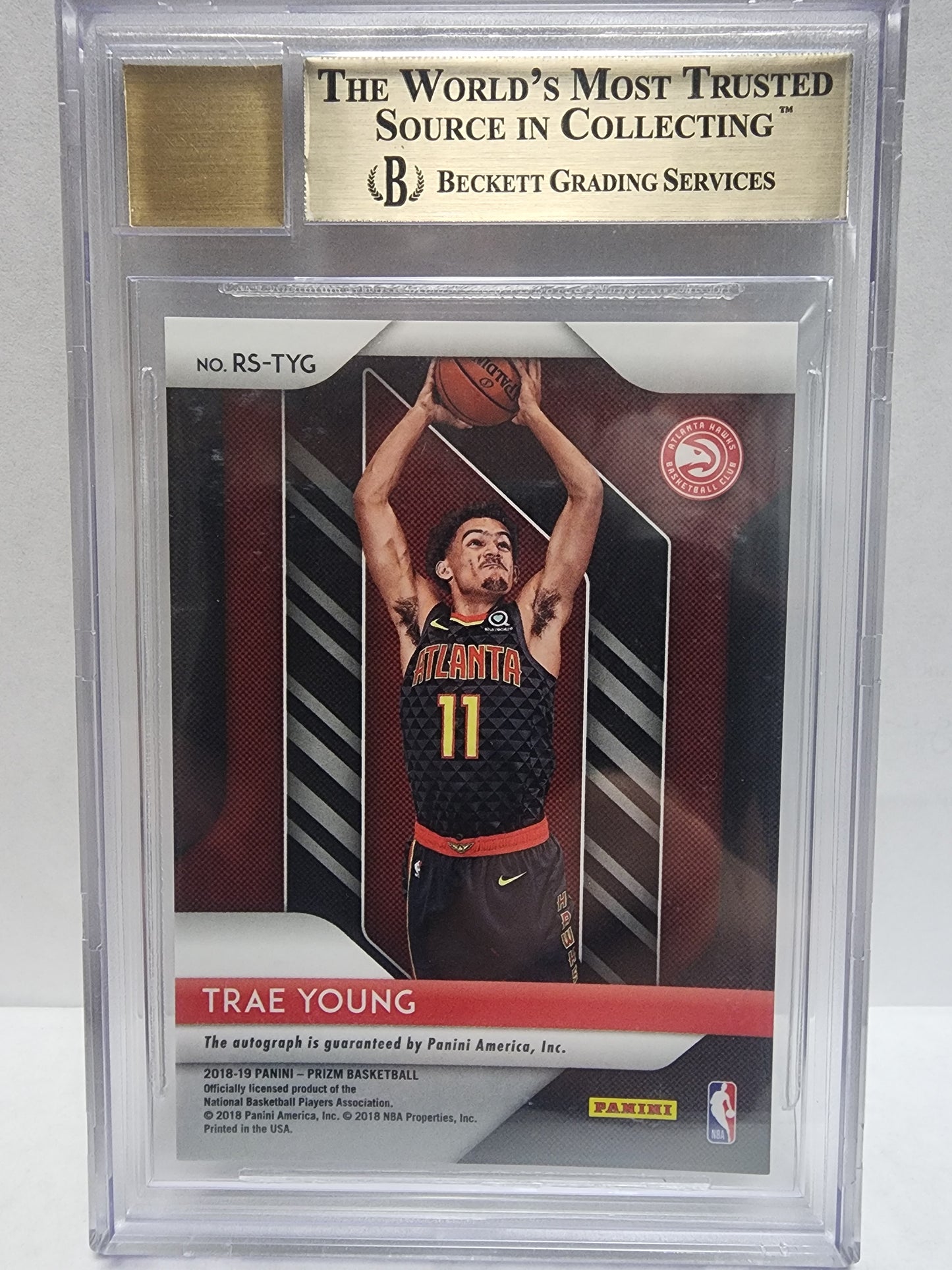 Trae Young 2018 Panini Prizm Auto BGS 9.5 Auto 10