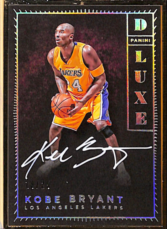 Kobe Bryant 2015 Panini Luxe Framed Gold Auto #18/25