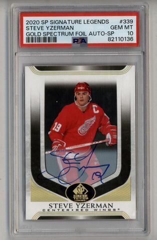 Steve Yzerman 2020-21 SP Signature Legends Gold Spectrum Foil Auto SP PSA 10 Gem Mint